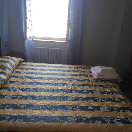 Hotel Il Castello Paola Luaran gambar